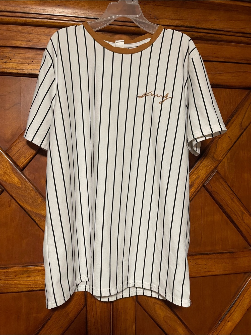 SHEIN White Pinstripe Tee with Tan Collar